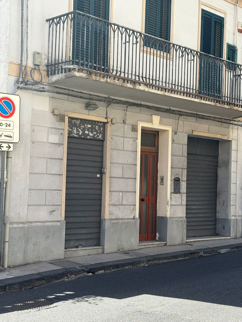 Negozio in vendita a Messina