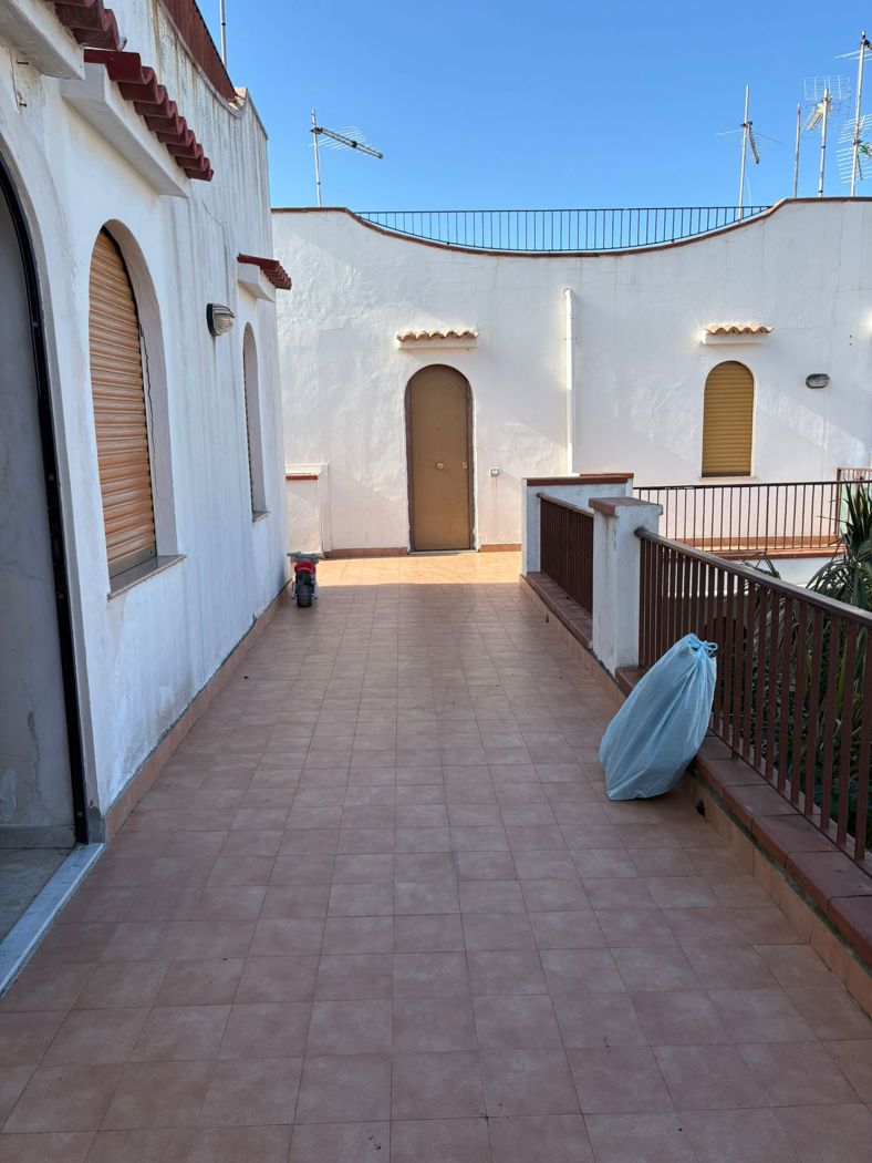 Bilocale in vendita a Rometta