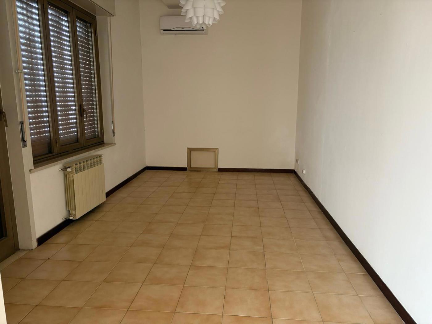 Attico con box a Messina