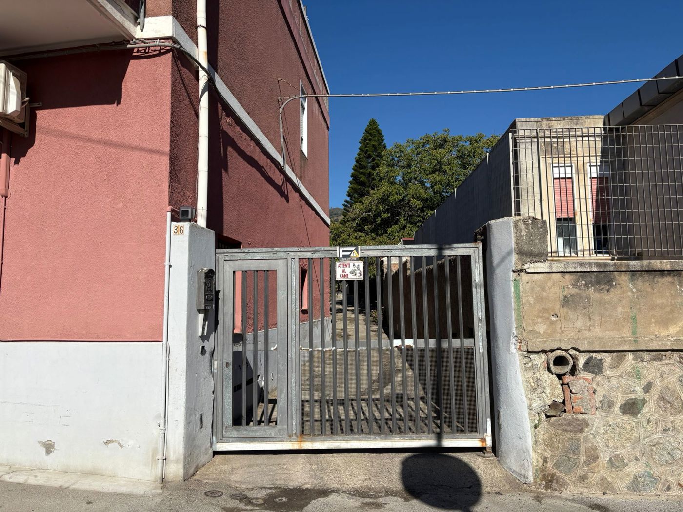 Casa indipendente con giardino a Messina