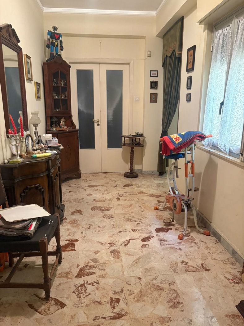 Quadrilocale arredato in affitto a Messina