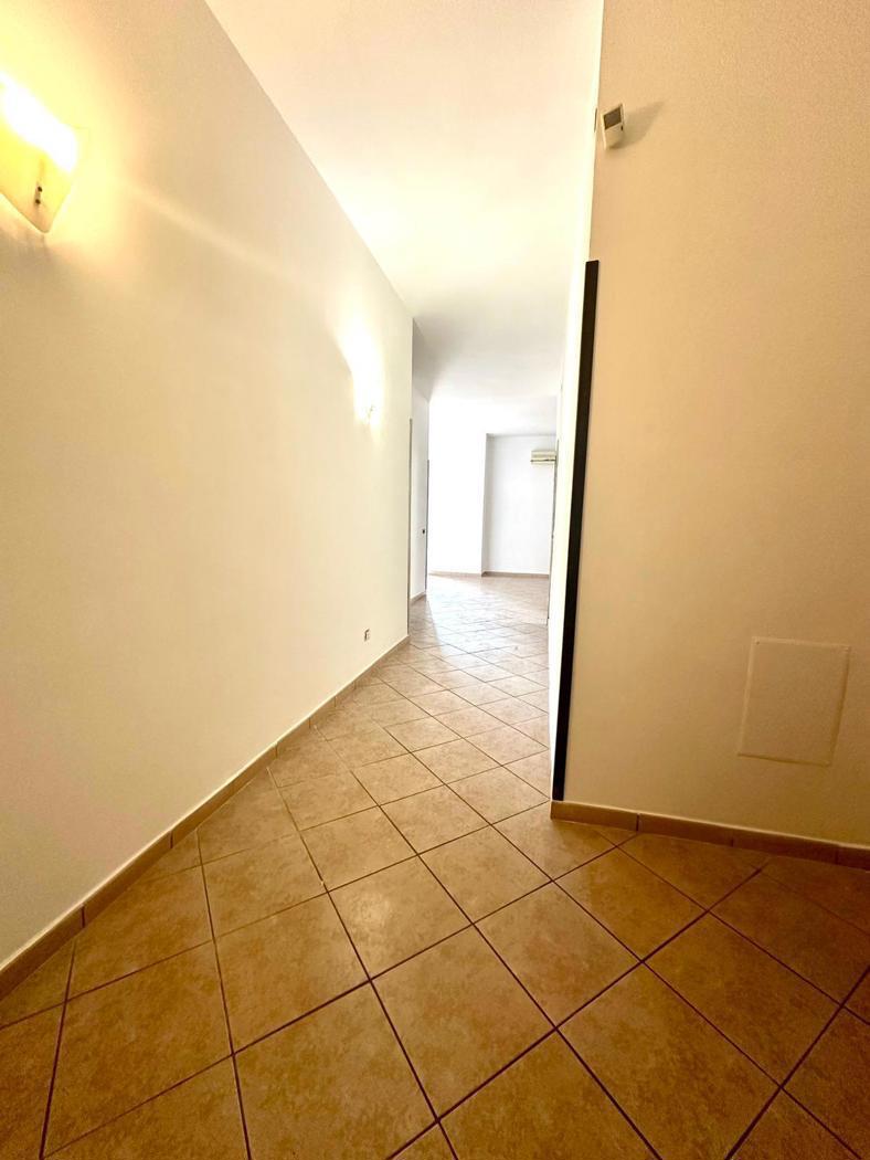 Trilocale in affitto a Napoli