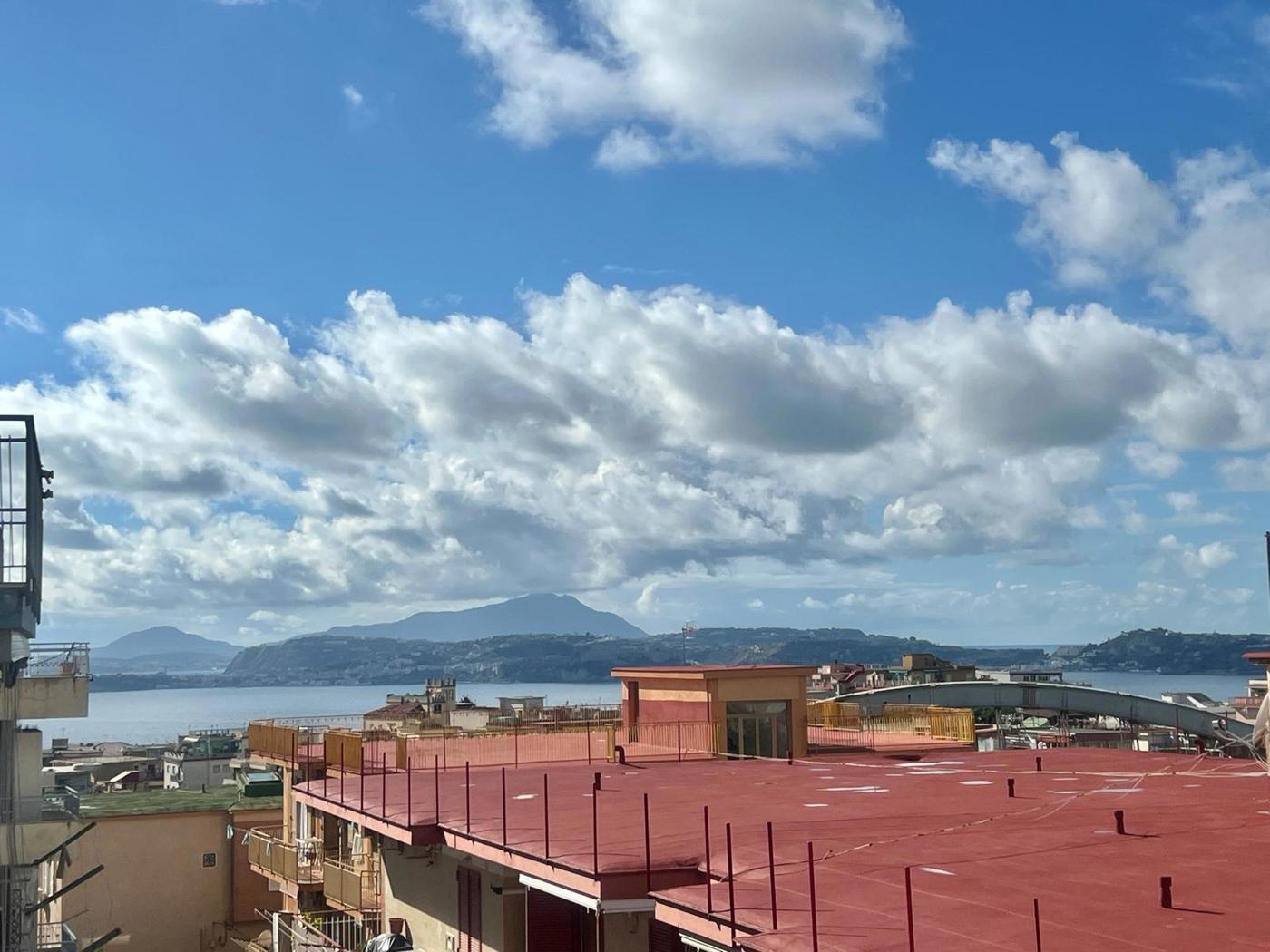 Quadrilocale vista mare a Pozzuoli