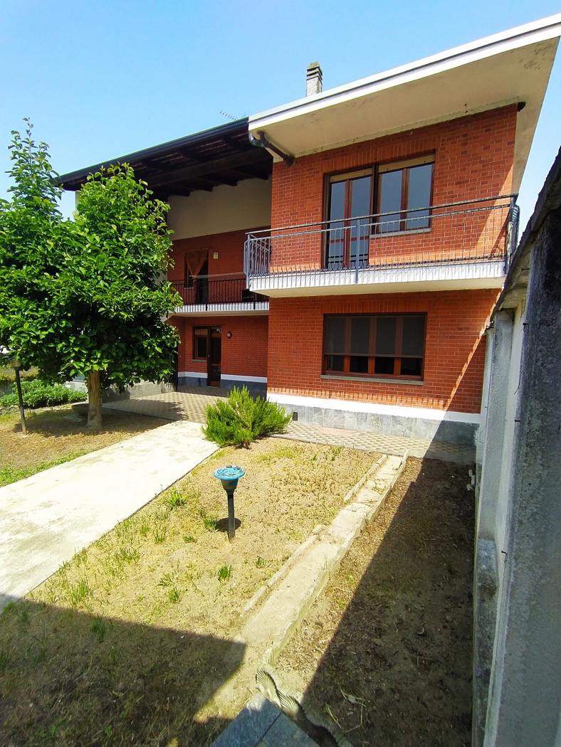 Casa indipendente con giardino a Foglizzo