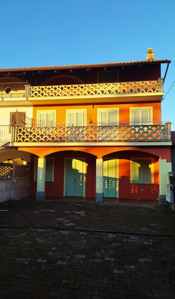 Casa indipendente con giardino a Caluso