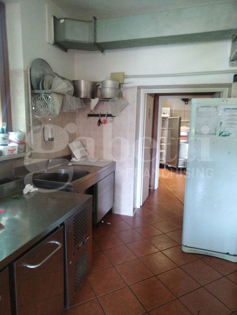 Attivit commerciale Ristorante e pizzeria in vendita a Vialfr