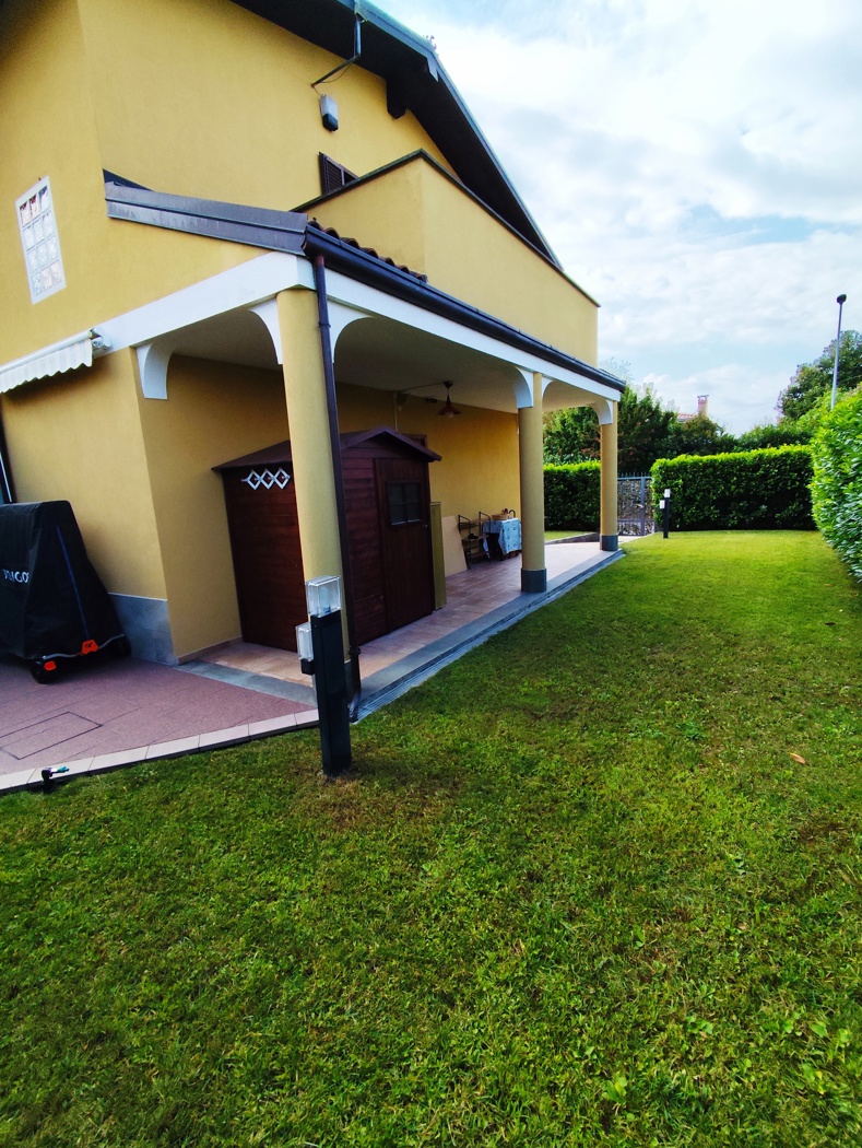 Villa con giardino a Foglizzo