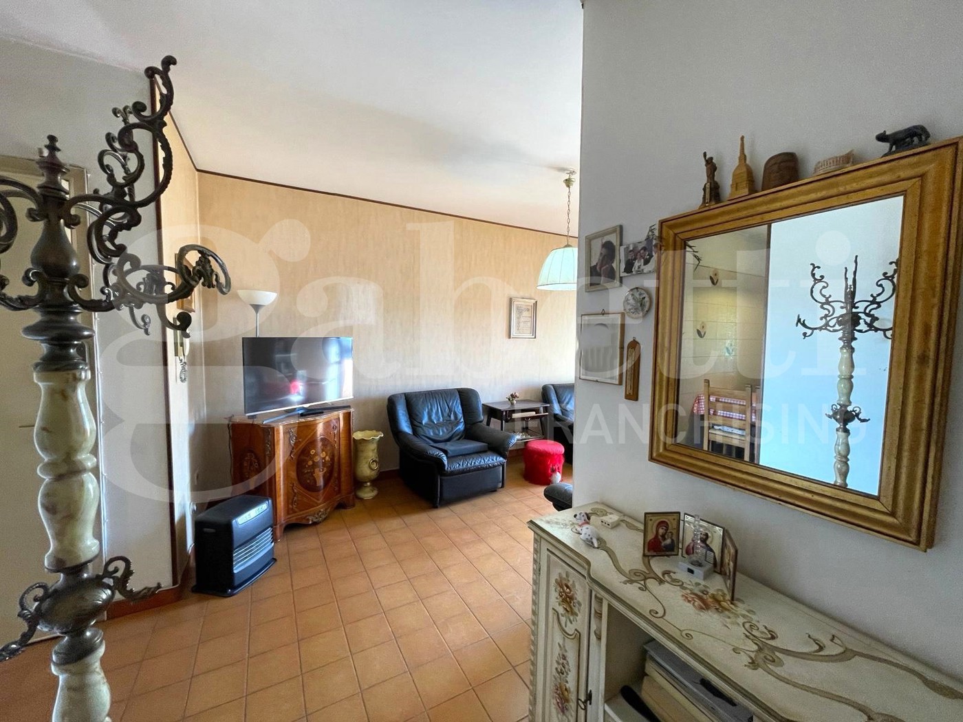 Trilocale con box a Caluso