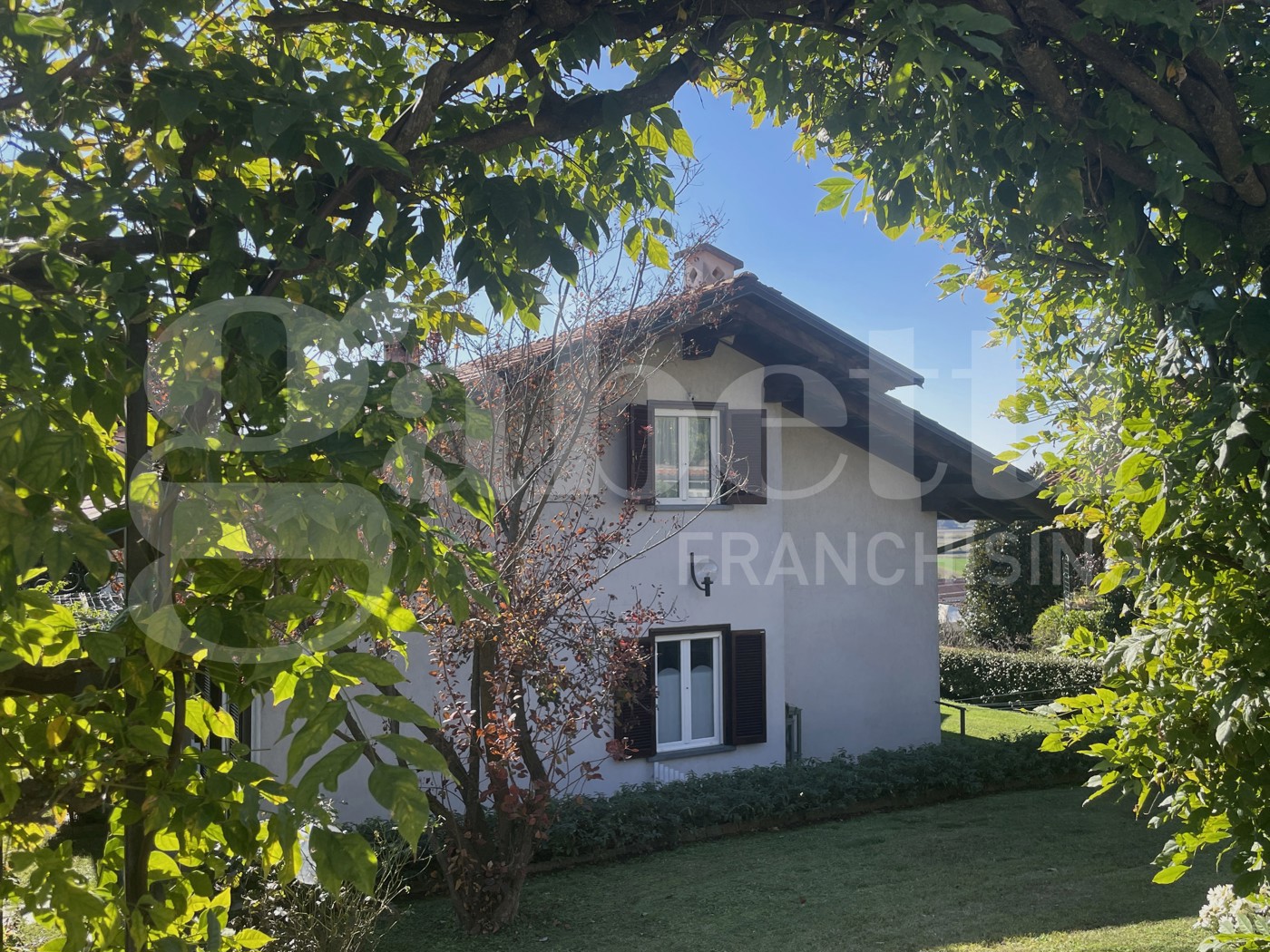 Villa con giardino a Mazz