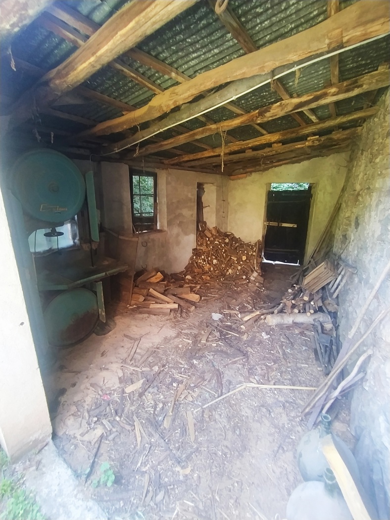 Rustico con giardino a Andrate