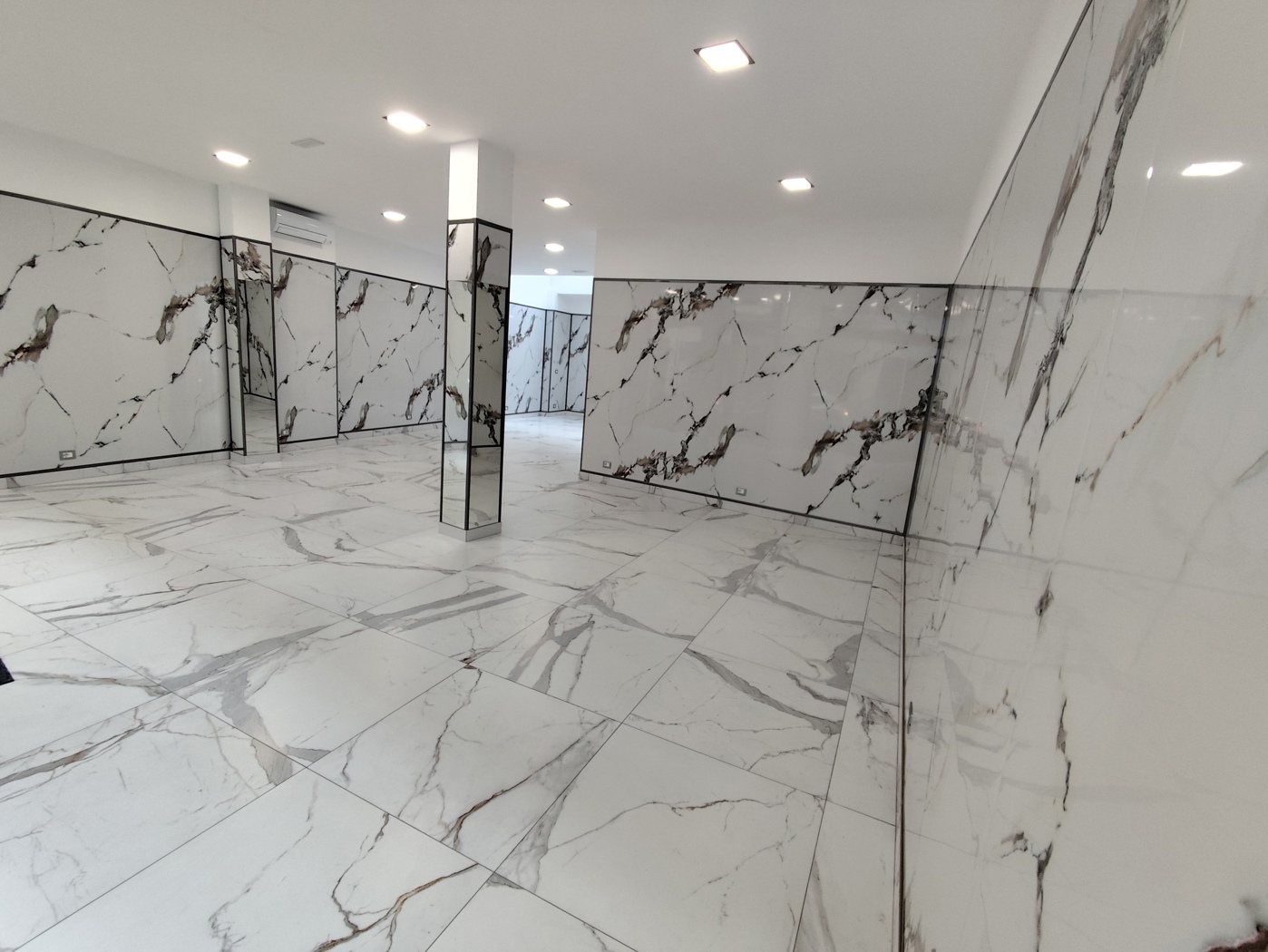 Negozio classe A1 a Caluso