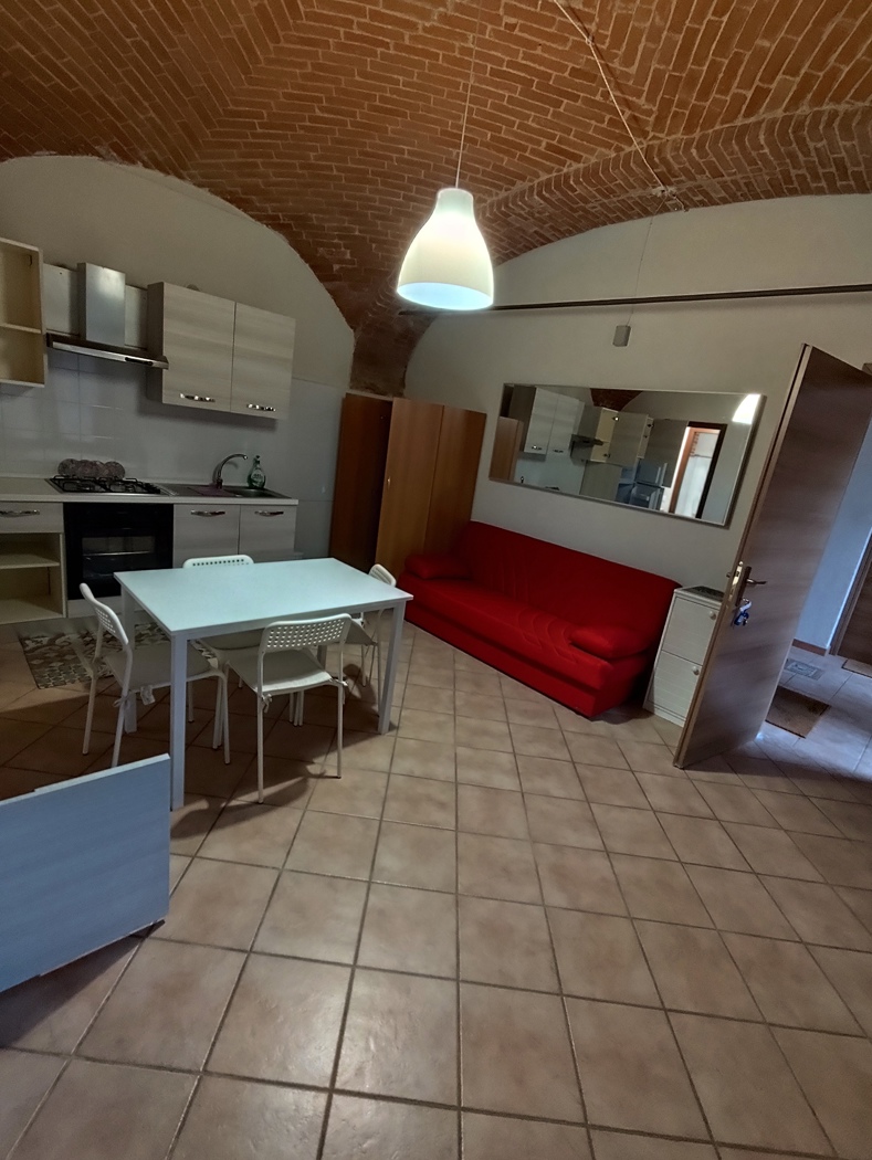 Bilocale arredato in affitto a Caluso