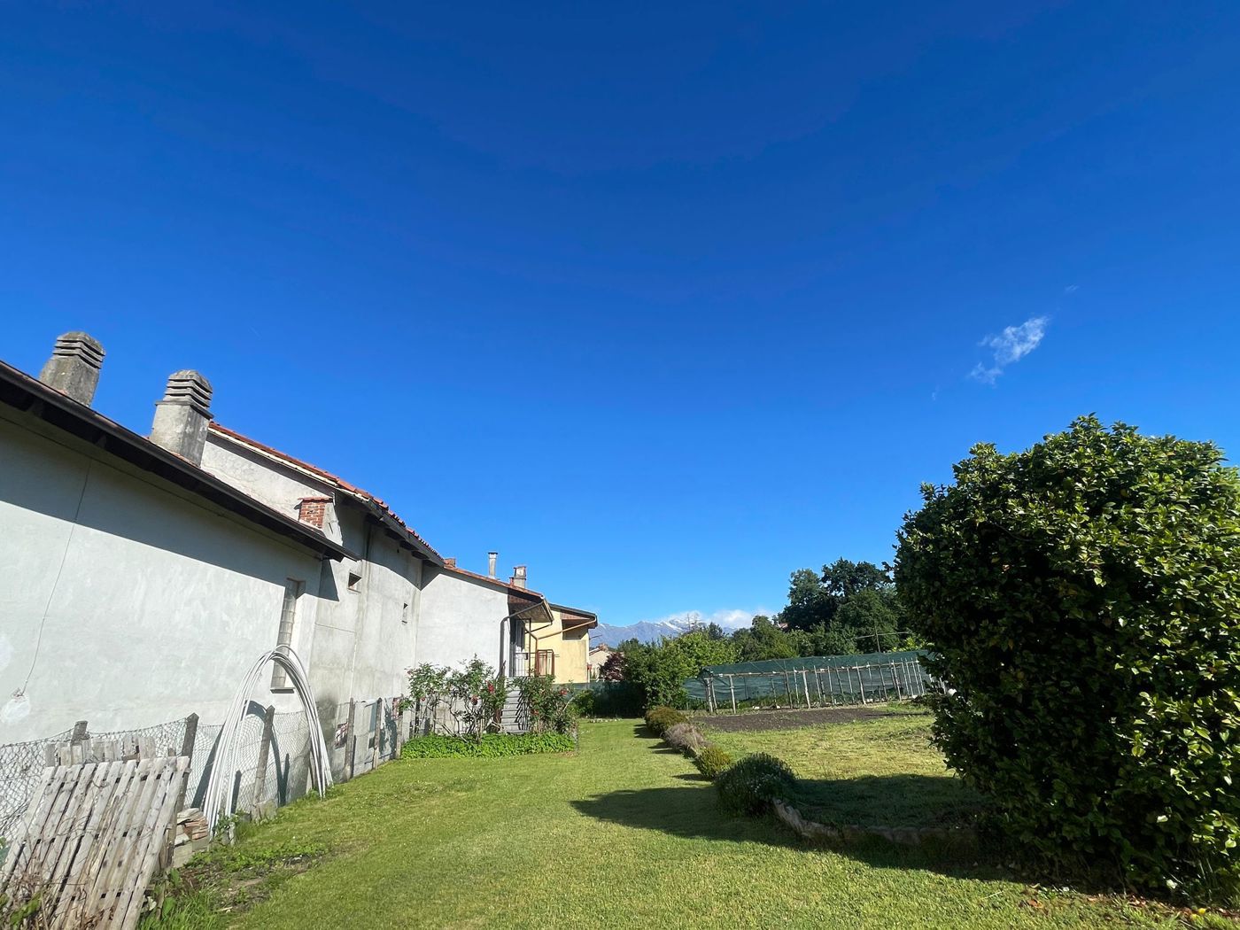 Casa indipendente da ristrutturare a Barone Canavese