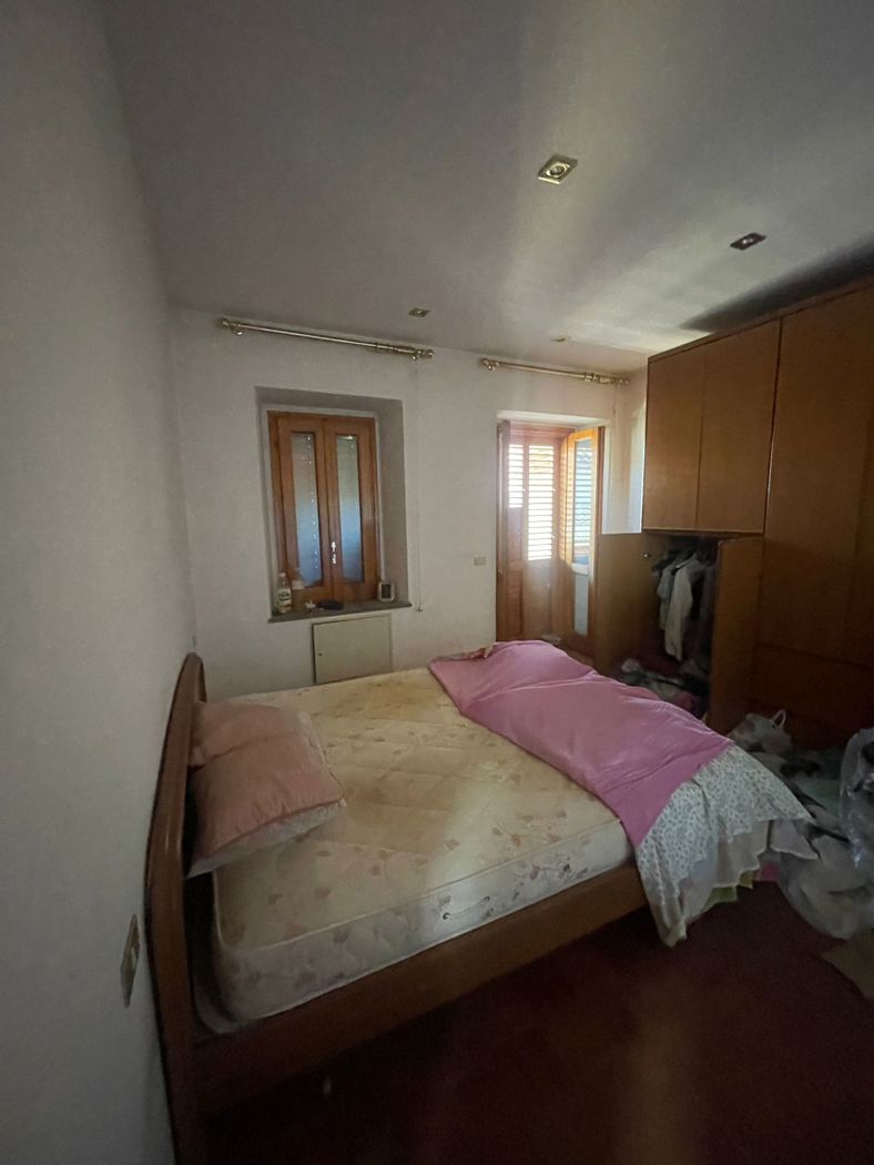 Casa indipendente da ristrutturare a Barone Canavese