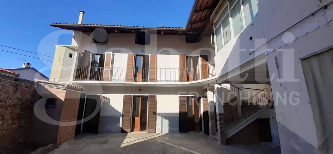 Casa indipendente in vendita a Caluso