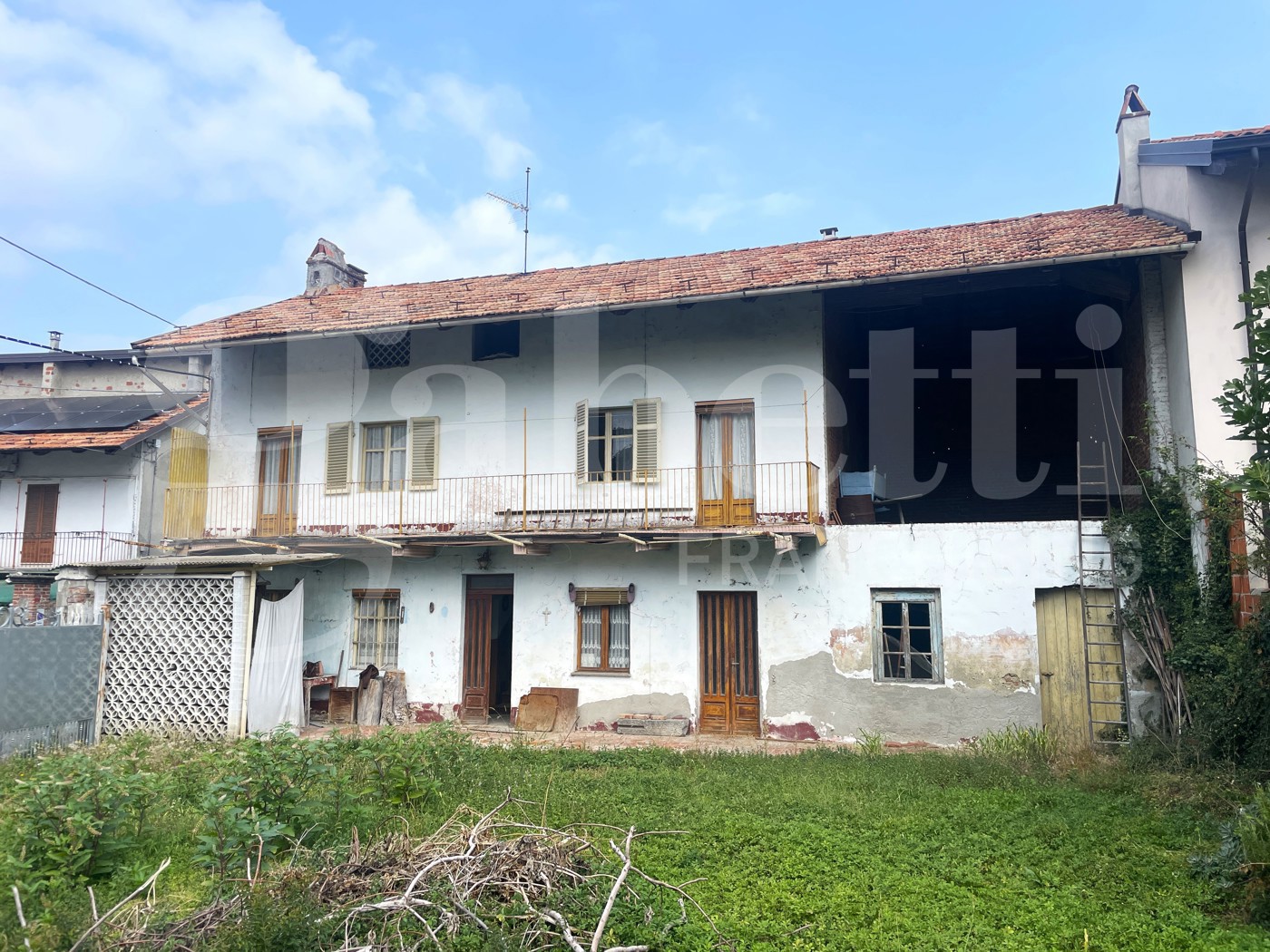 Casa indipendente da ristrutturare a Caluso