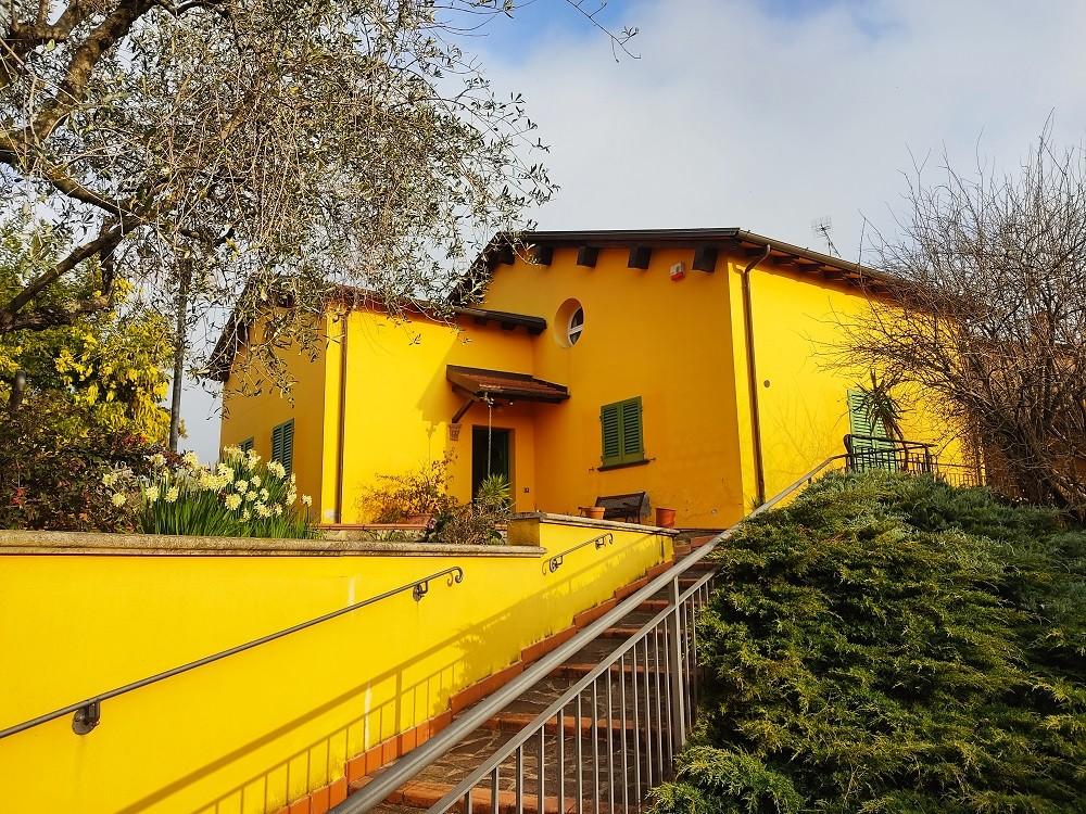 Villa con giardino, Castelnuovo Magra palvotrisia