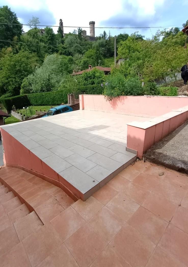 Casa indipendente con giardino, Villafranca in Lunigiana malgrate