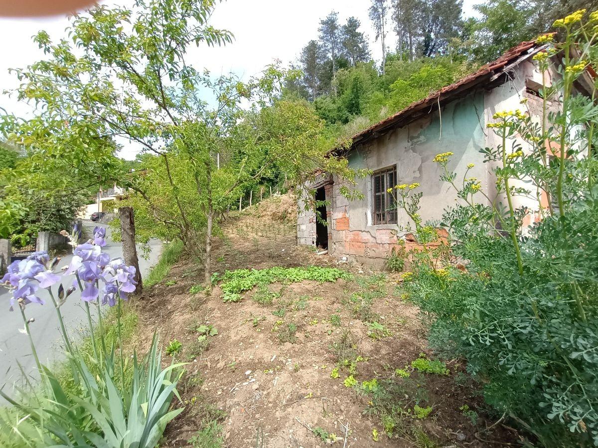 Casa indipendente con giardino, Villafranca in Lunigiana malgrate
