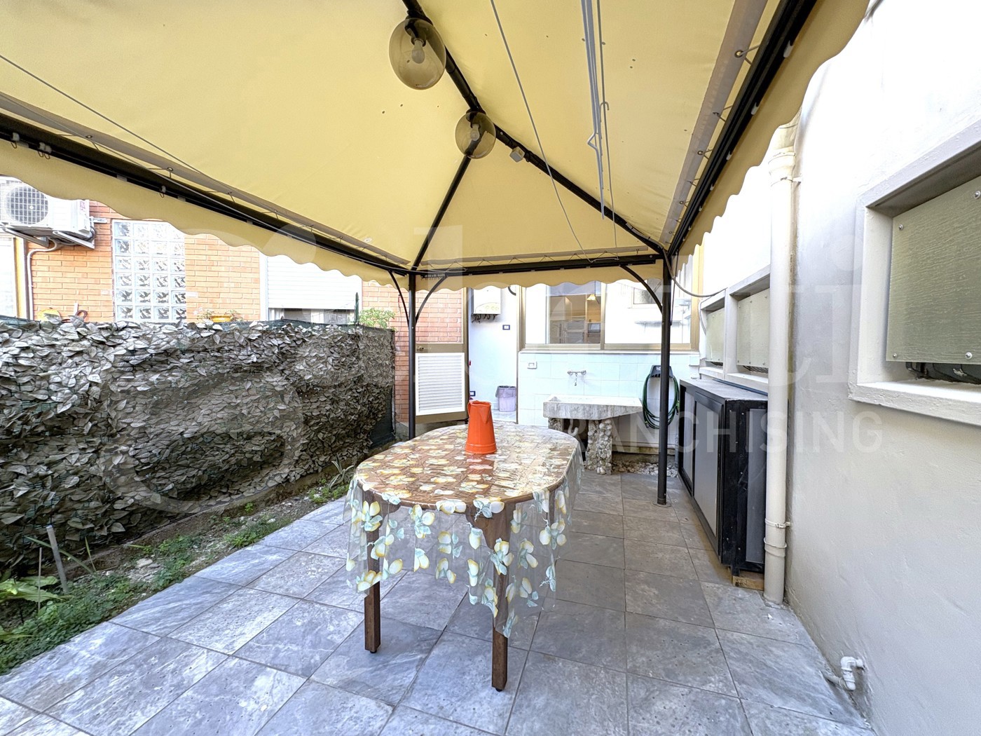 Appartamento in affitto a Carrara