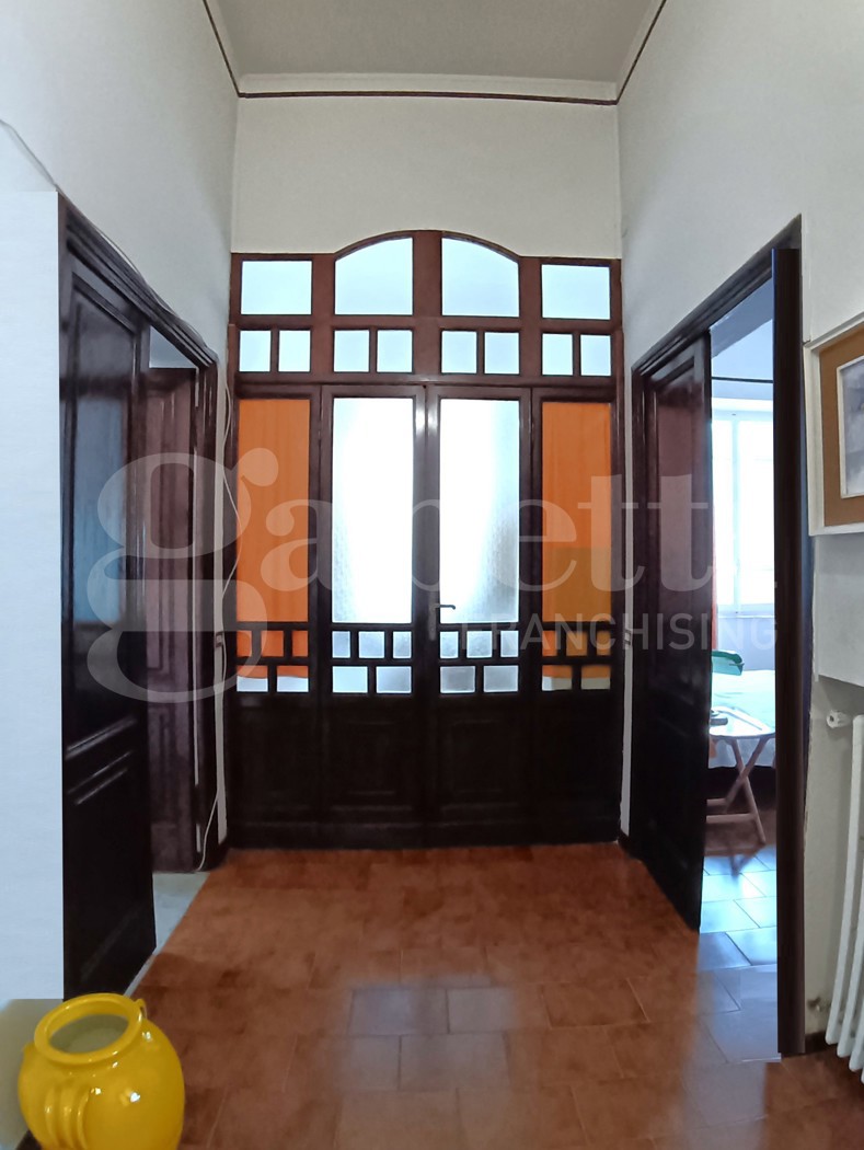 Appartamento in vendita a Carrara