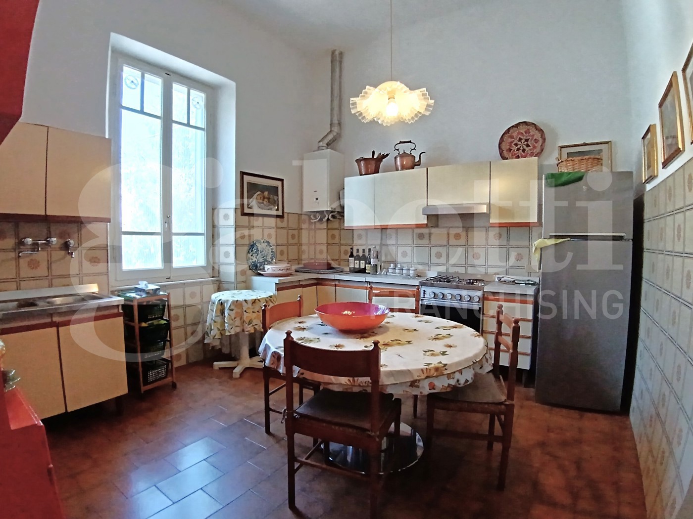Appartamento in vendita a Carrara