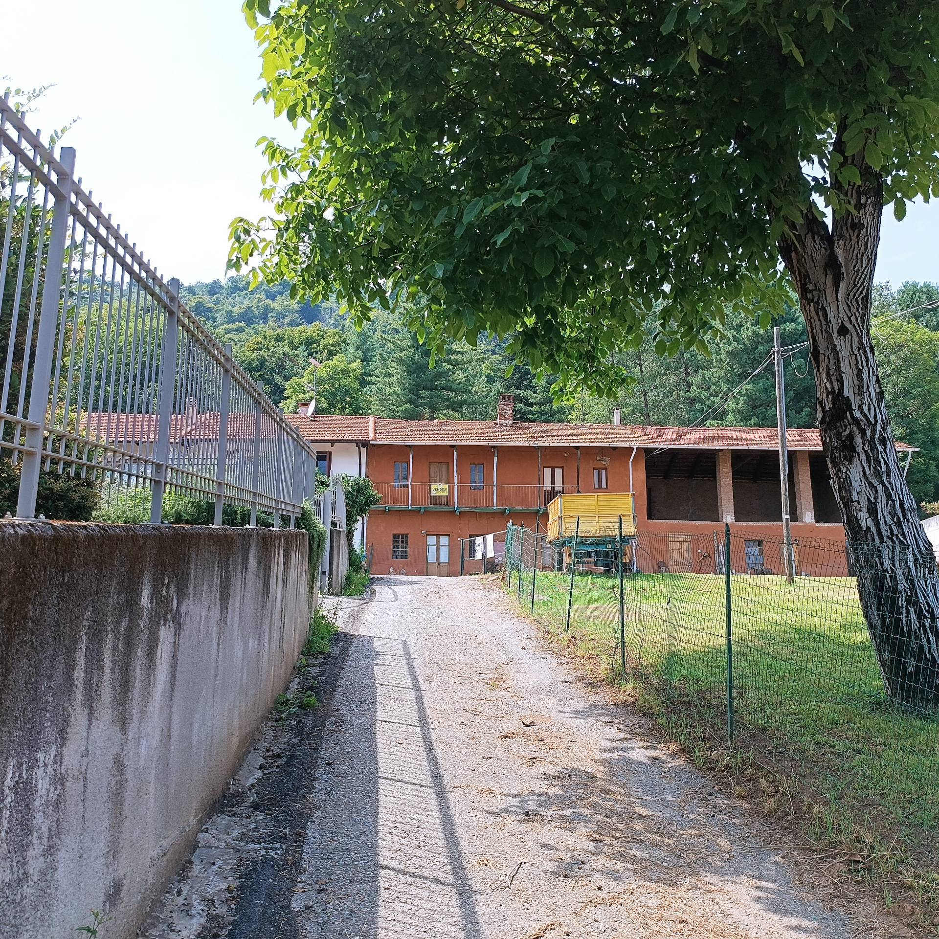 Rustico da ristrutturare, Givoletto residenziale