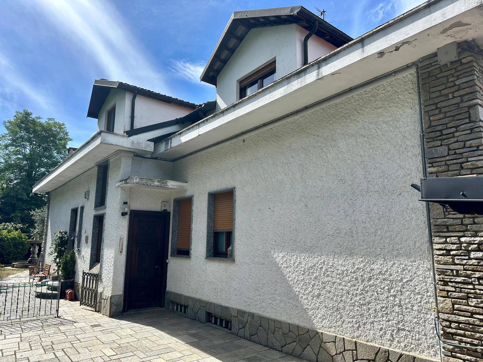 Appartamento in vendita a Lanzo Torinese, Oviglia