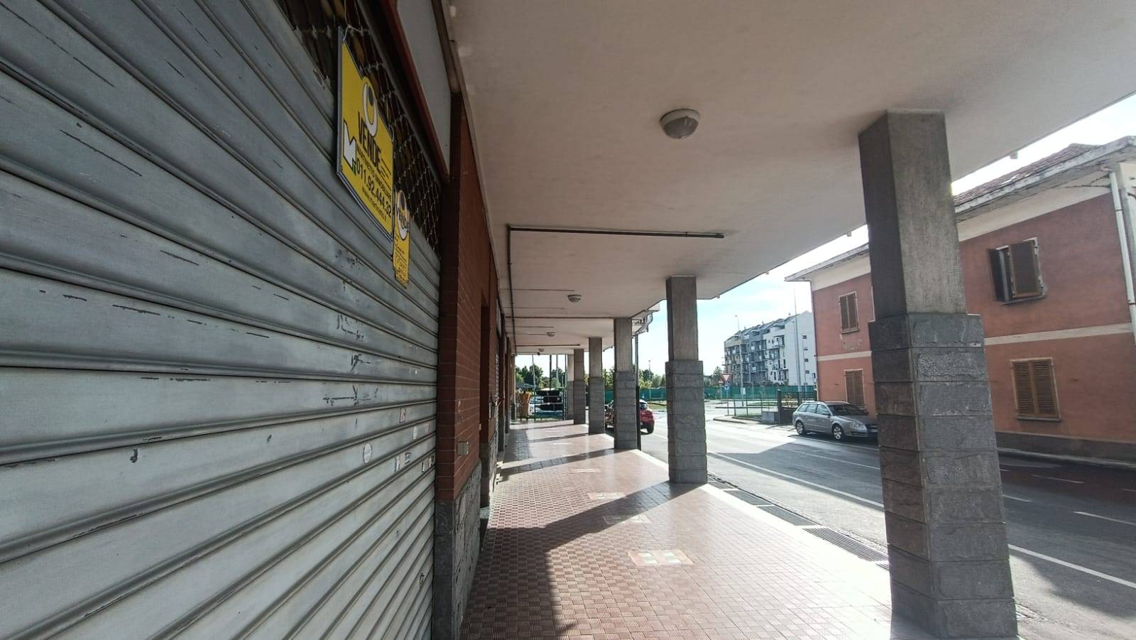 Negozio in vendita a Borgaro Torinese, 1 Cintura