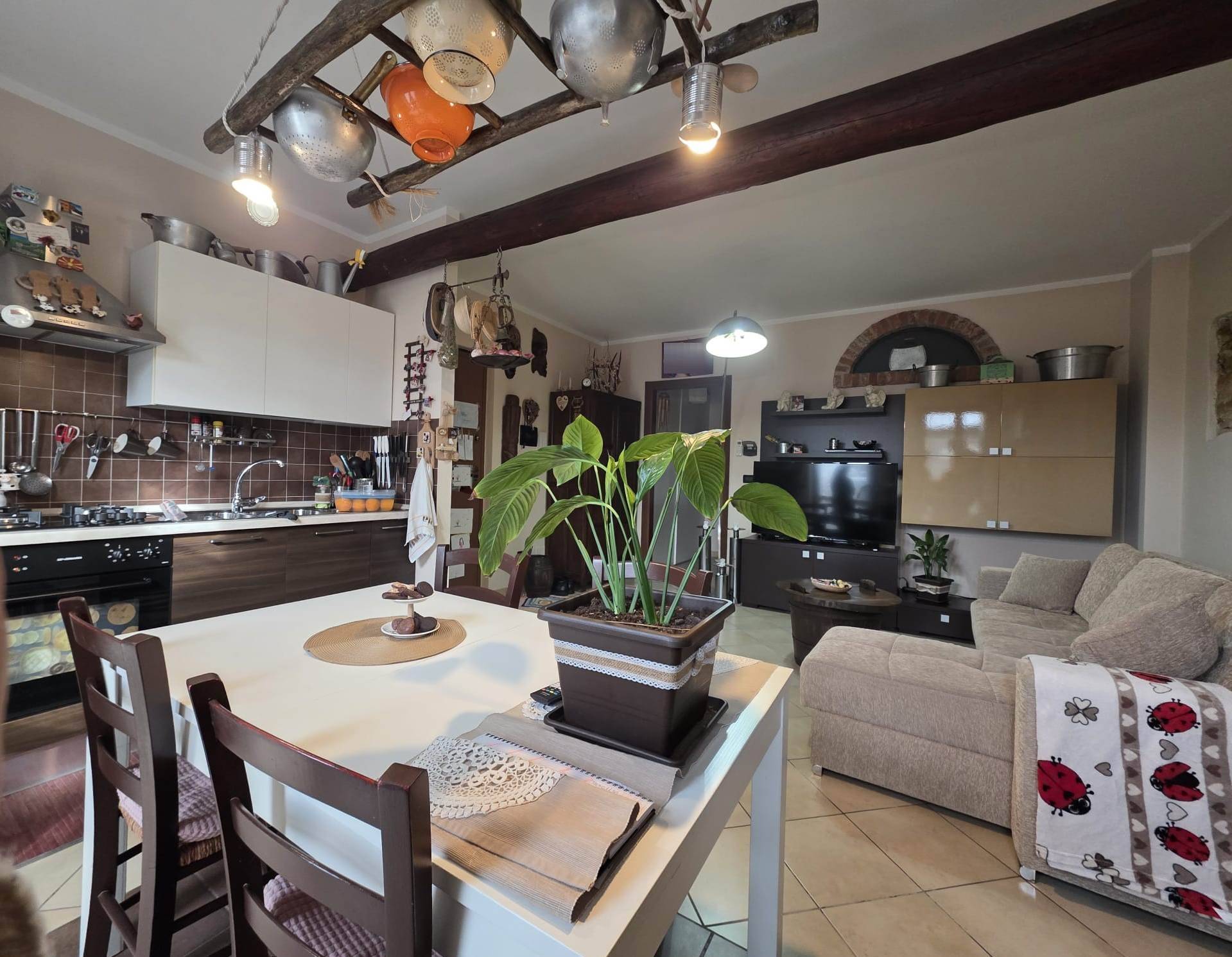 Appartamento in vendita a San Francesco al Campo, San Francesco Al Campo