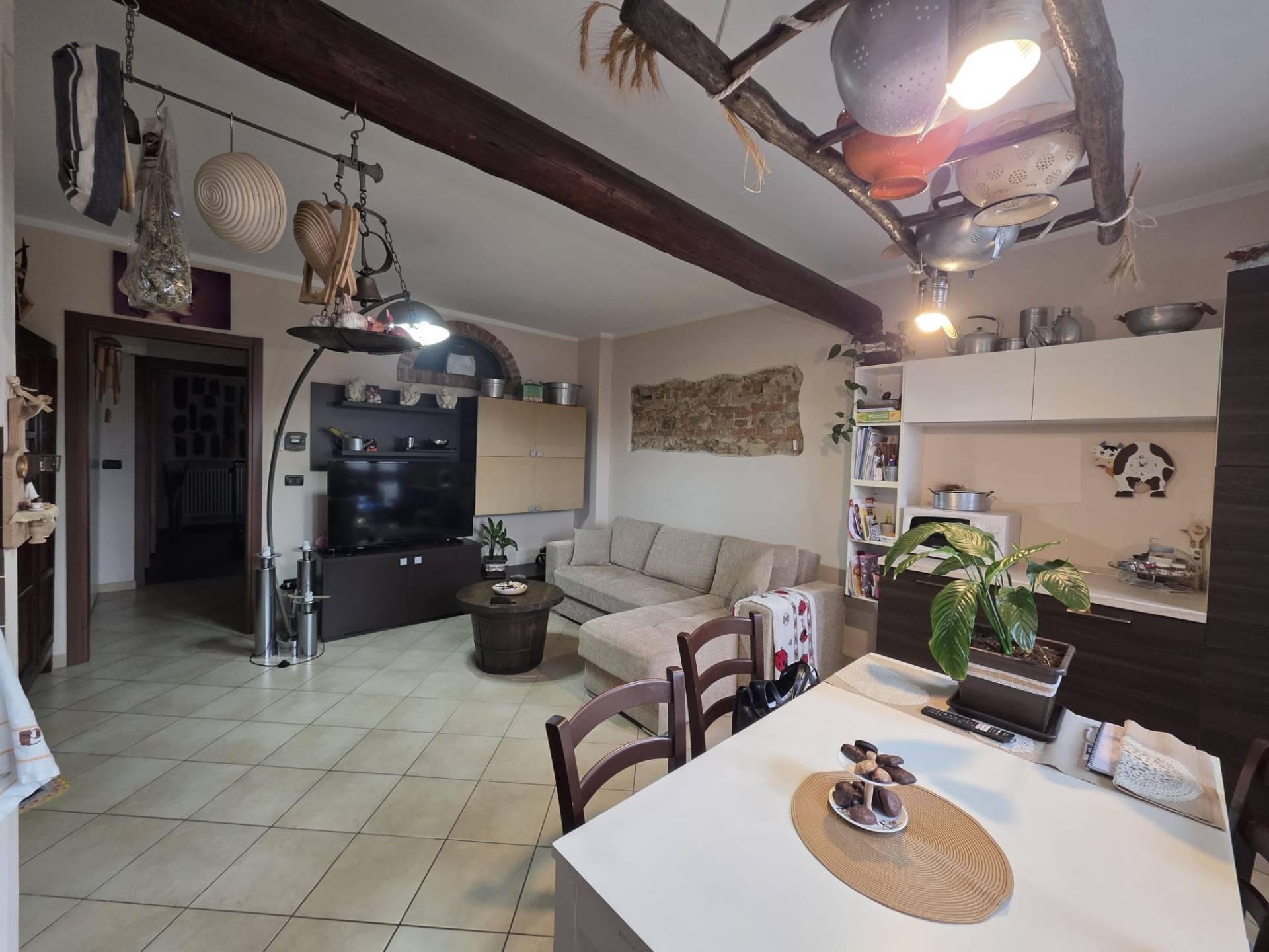 Appartamento in vendita a San Francesco al Campo, San Francesco Al Campo