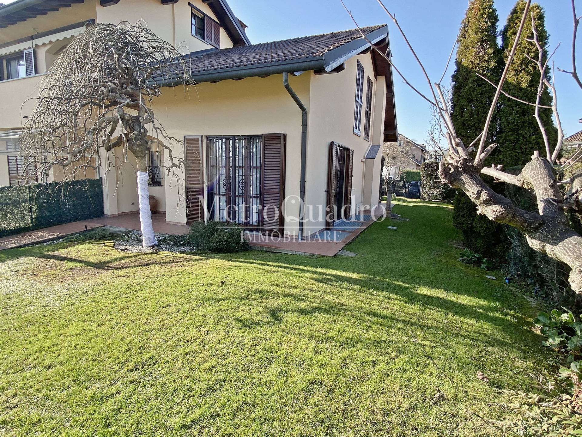 Villa in vendita a Cavenago di Brianza