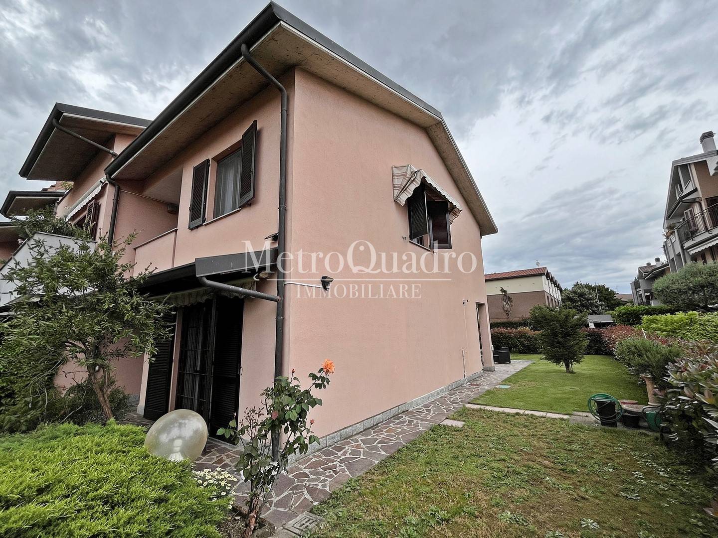 Villette a schiera in vendita a Cavenago di Brianza