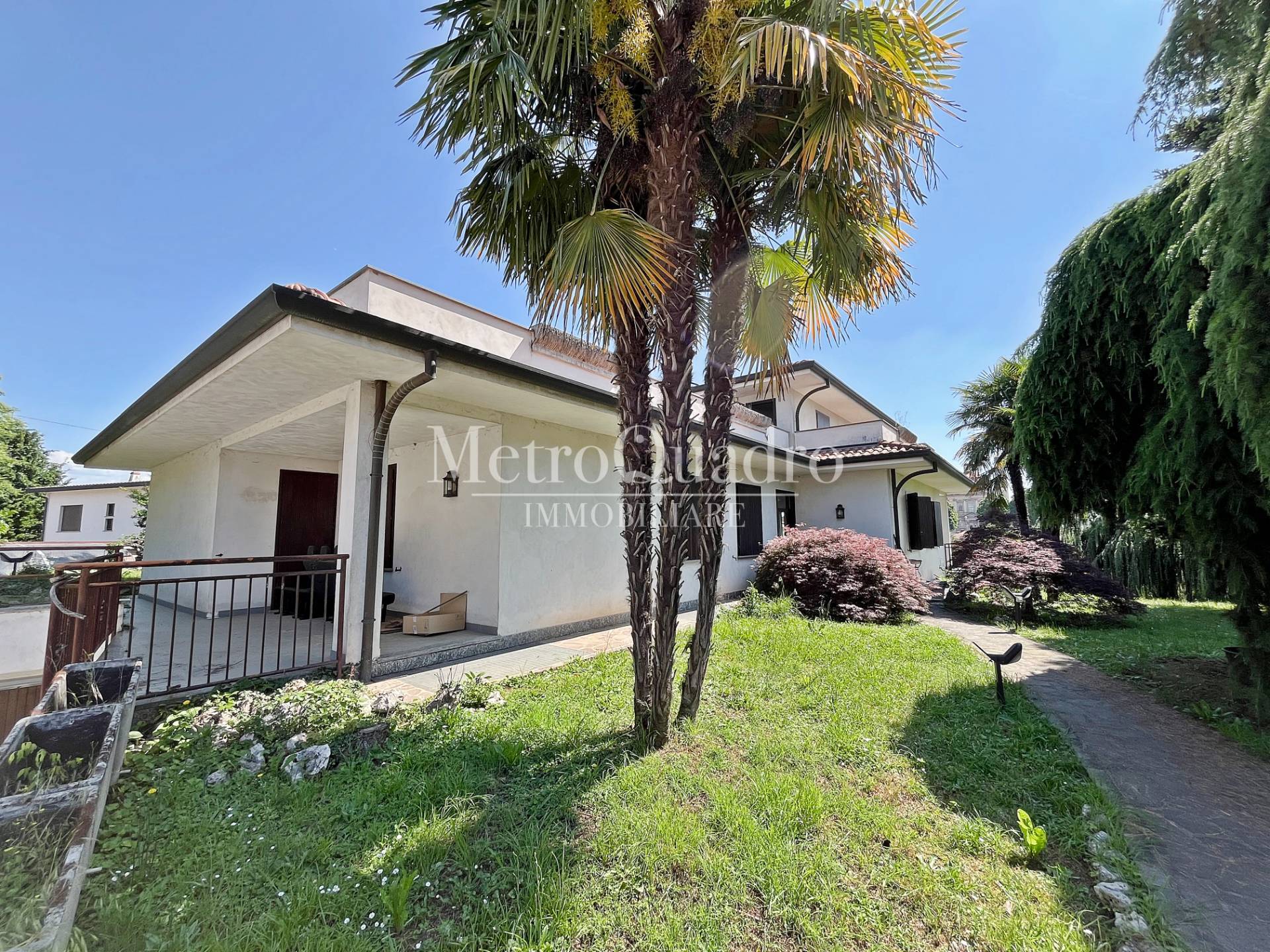 Villa in vendita a Aicurzio