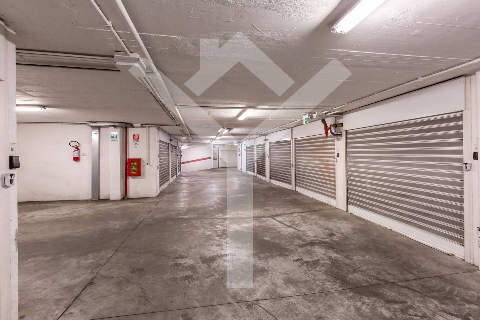 Box o garage in vendita a Roma, Parioli