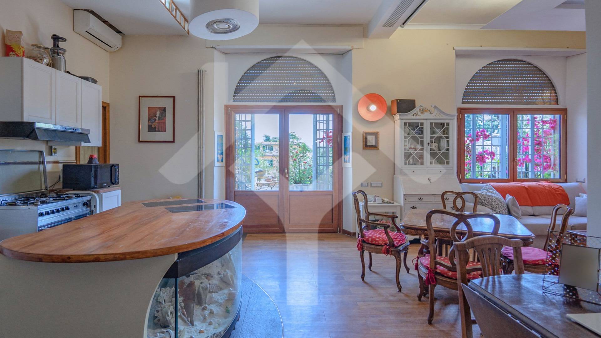 Appartamento in vendita a Roma, Appio Pignatelli