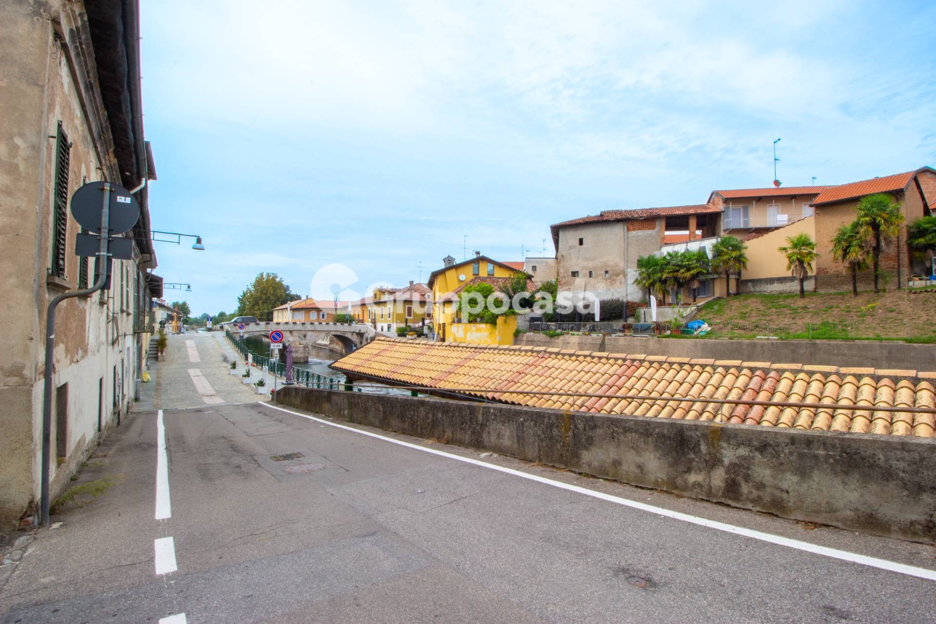 Intero Stabile in vendita a Boffalora sopra Ticino