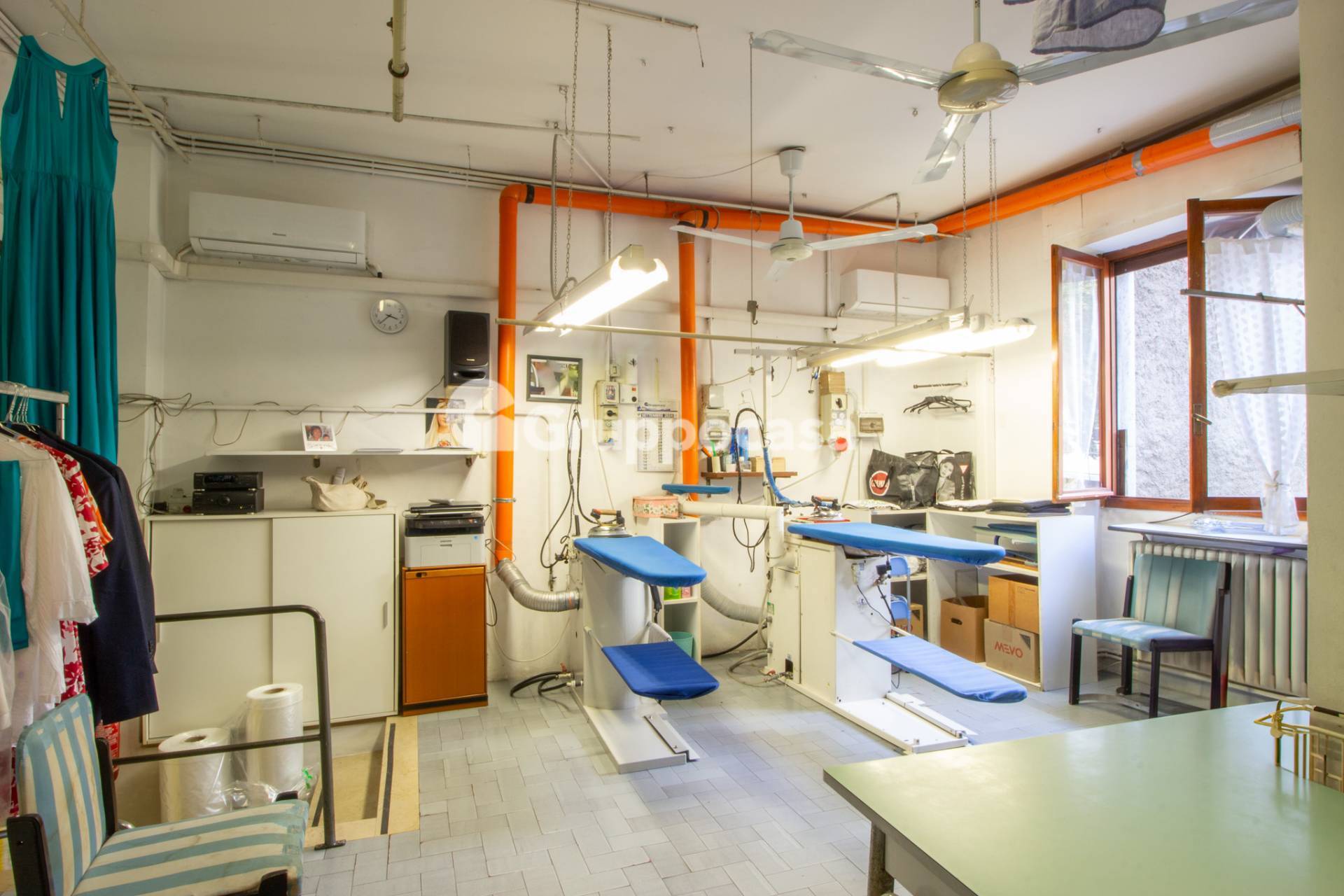 Attivit commerciale in vendita a Magenta