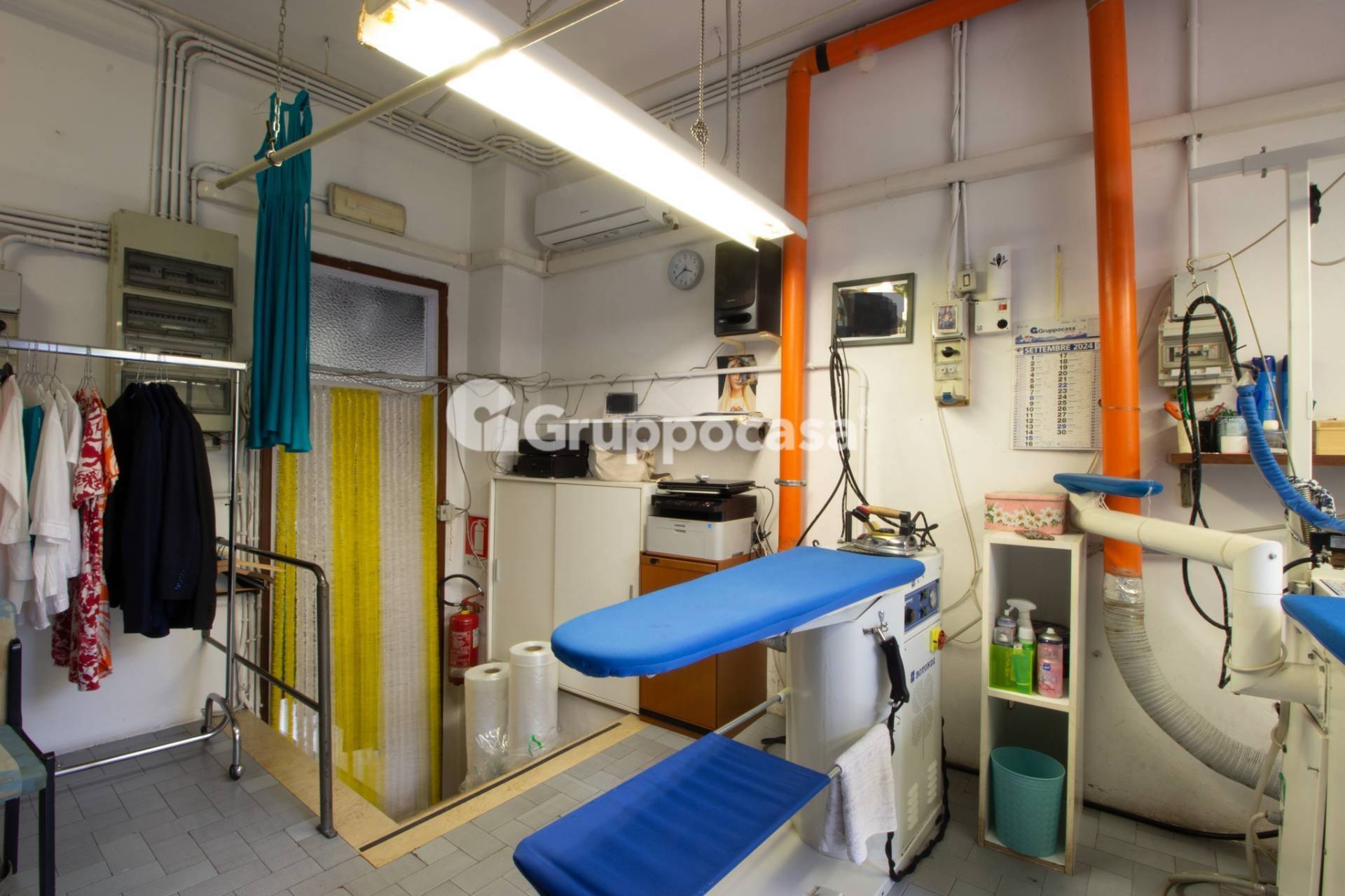 Attivit commerciale in vendita a Magenta