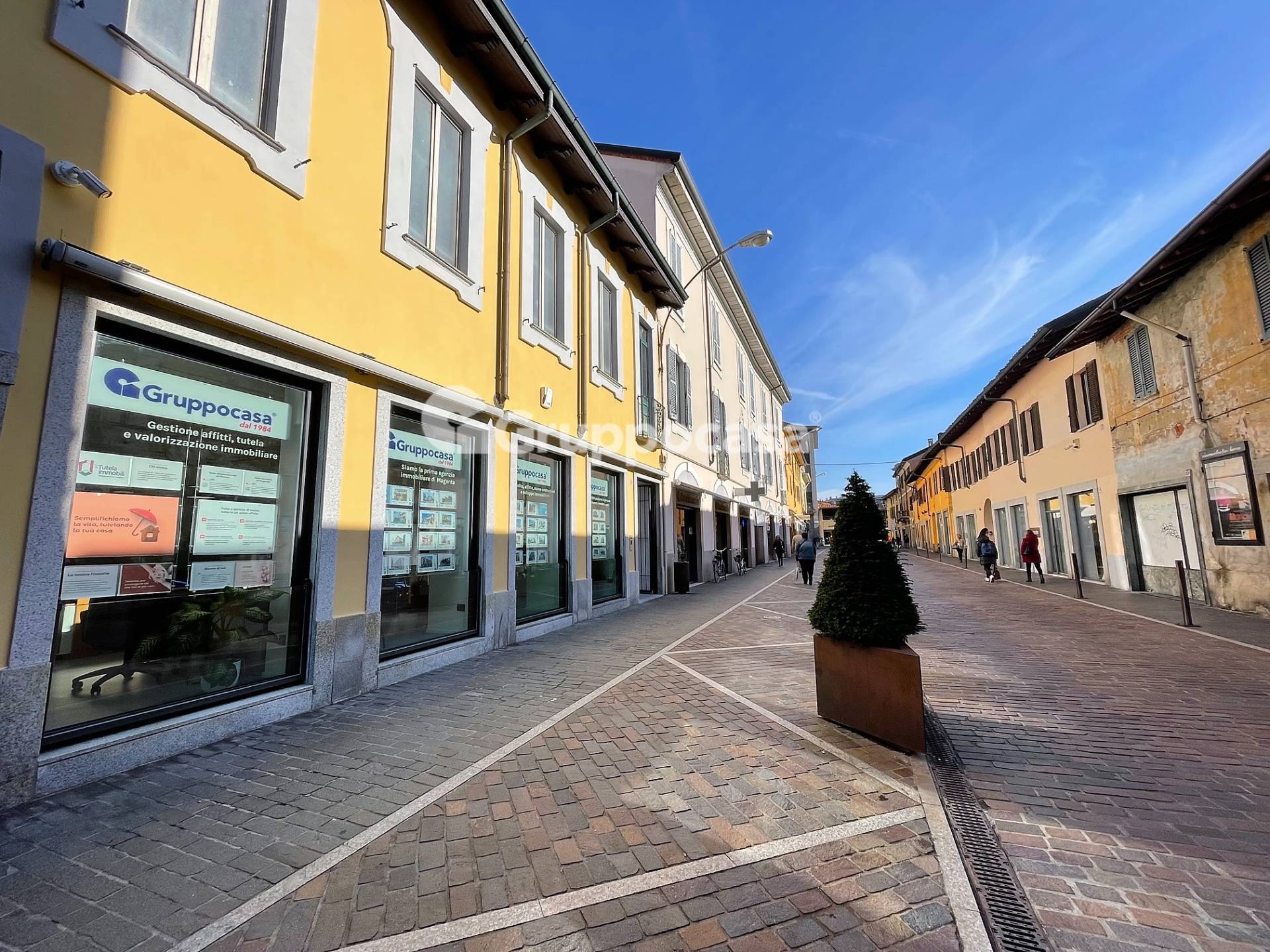 Box / Posto auto in vendita a Vittuone