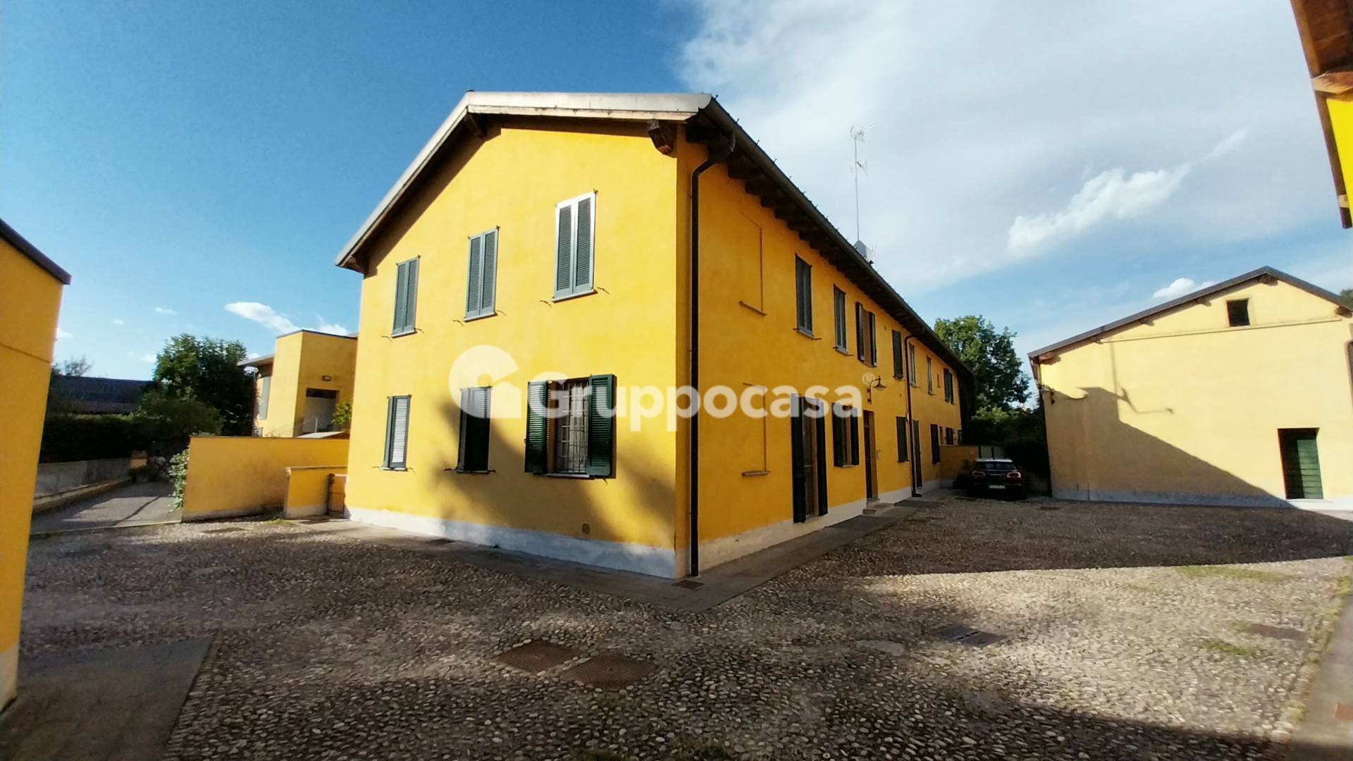 Appartamento in affitto a Robecco sul Naviglio