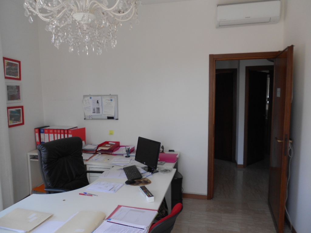 Studio/Ufficio in affitto a Magenta