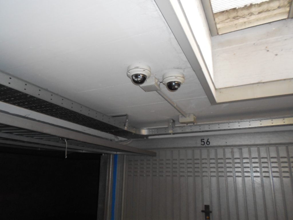 Box o garage in affitto a Magenta