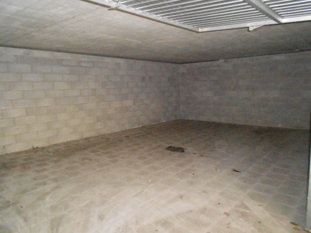 Box o garage in affitto a Magenta