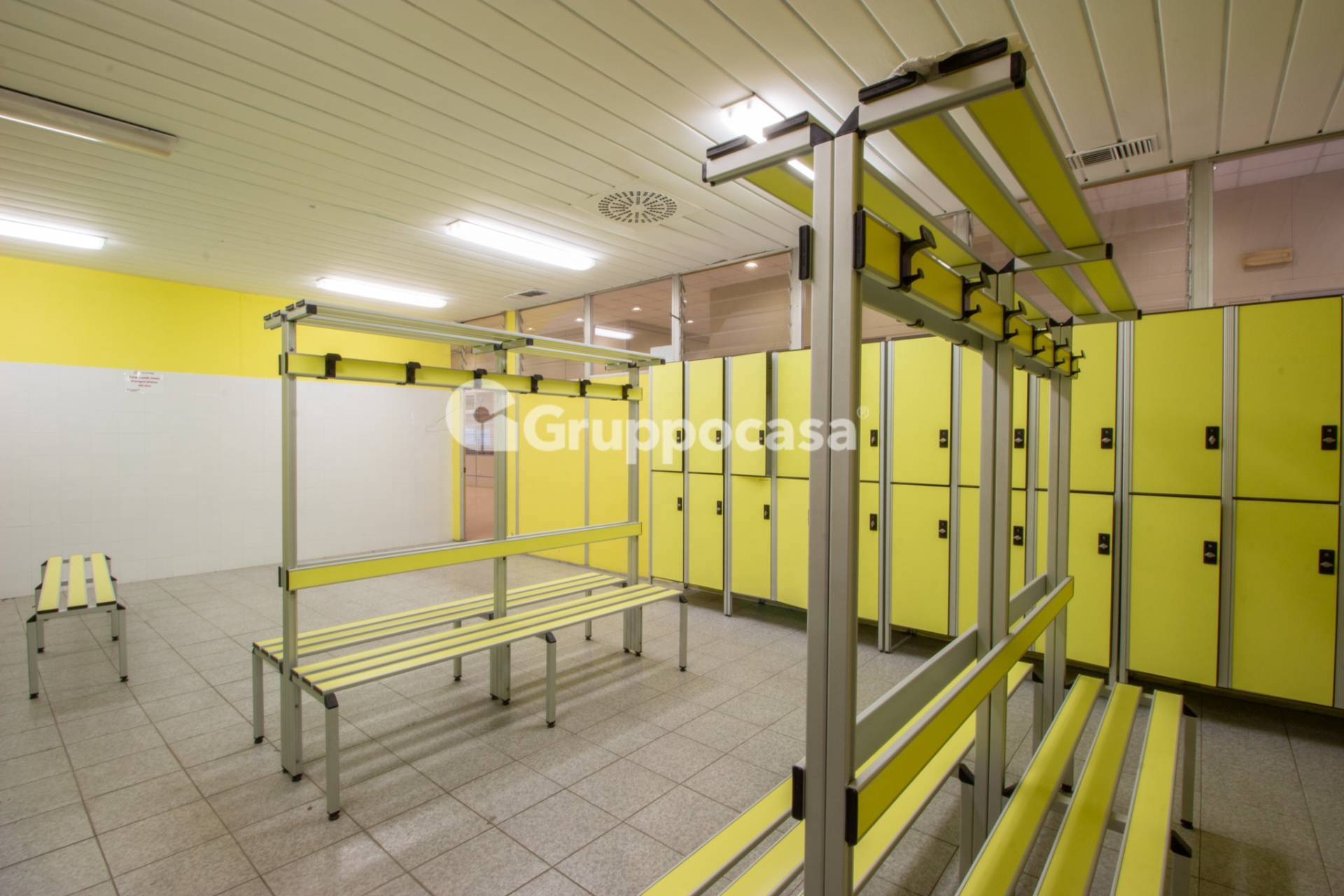 Capannone in vendita a Marcallo con Casone