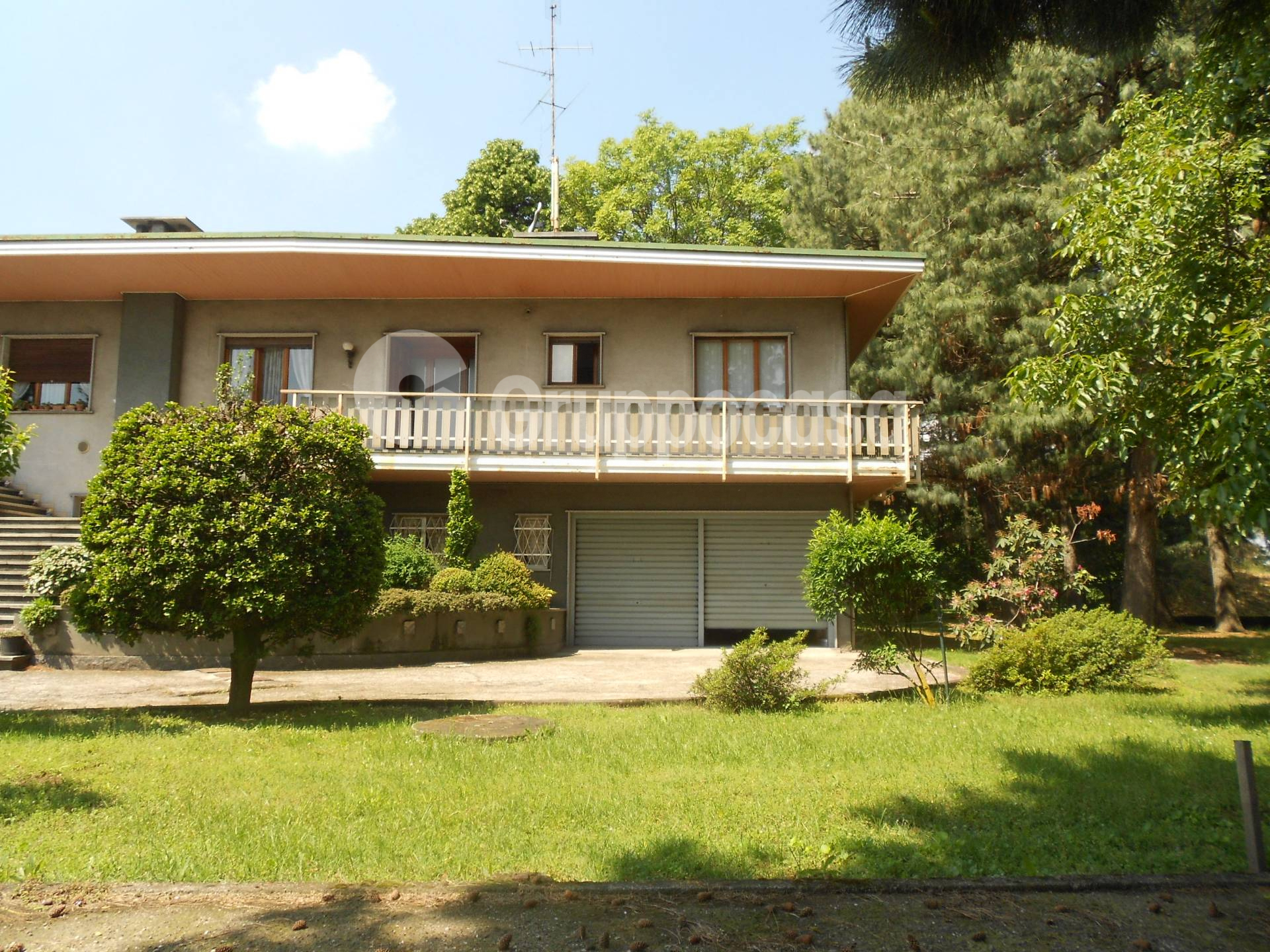 Porzione di villa bifamiliare in vendita a Corbetta