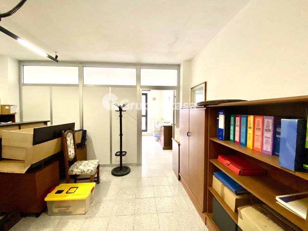 Locale commerciale in vendita a Robecco sul Naviglio