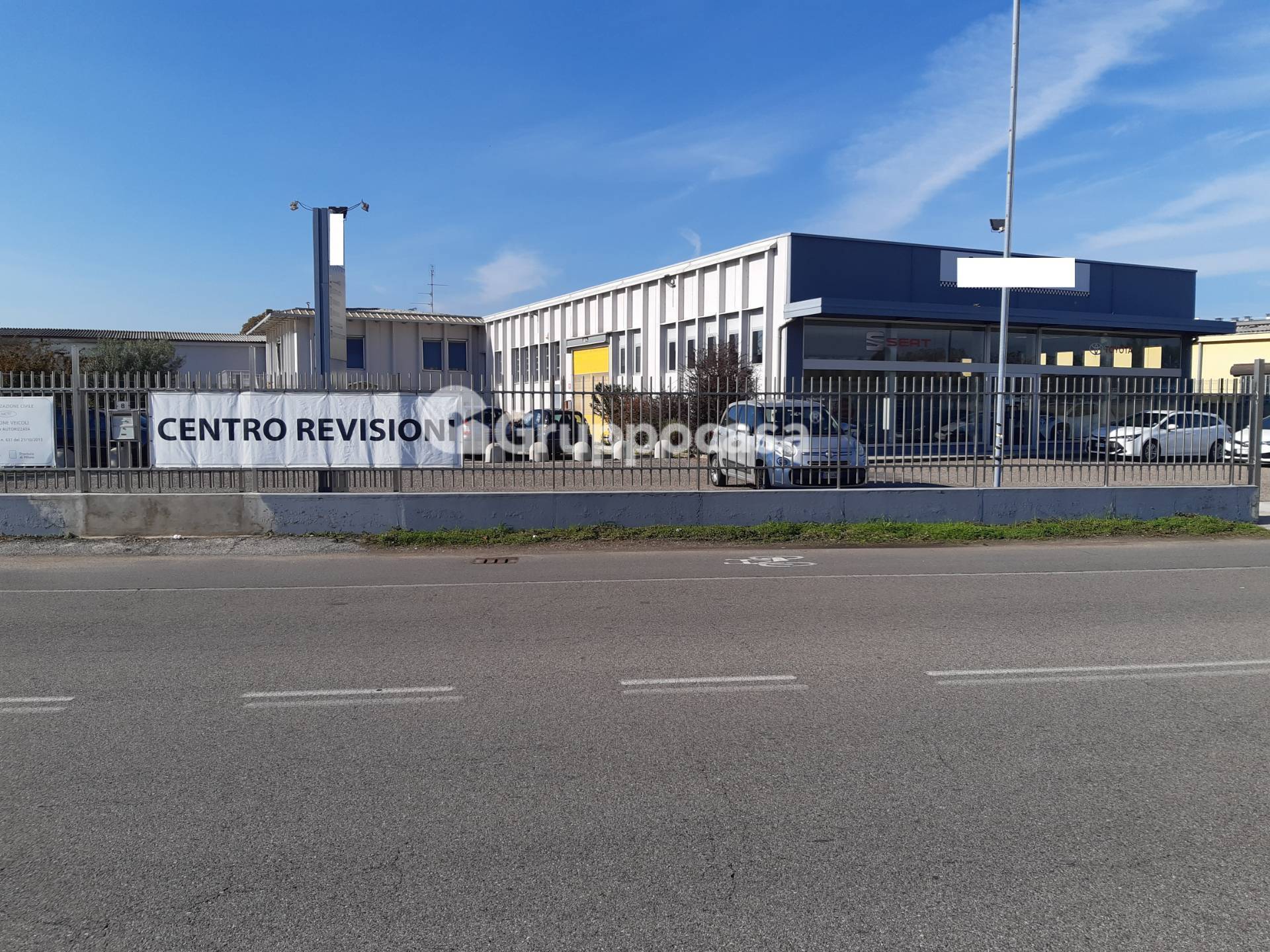 Capannone in vendita a Magenta