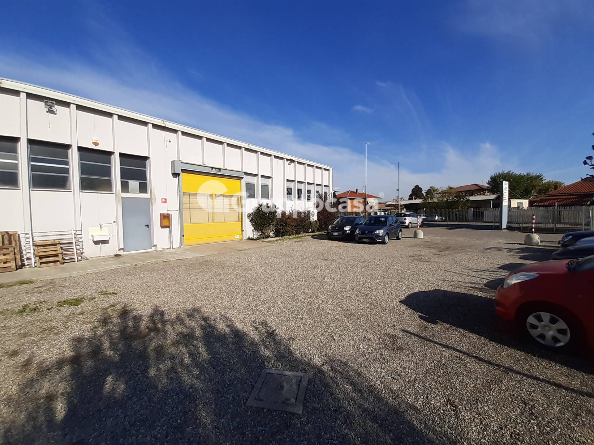 Capannone in vendita a Magenta