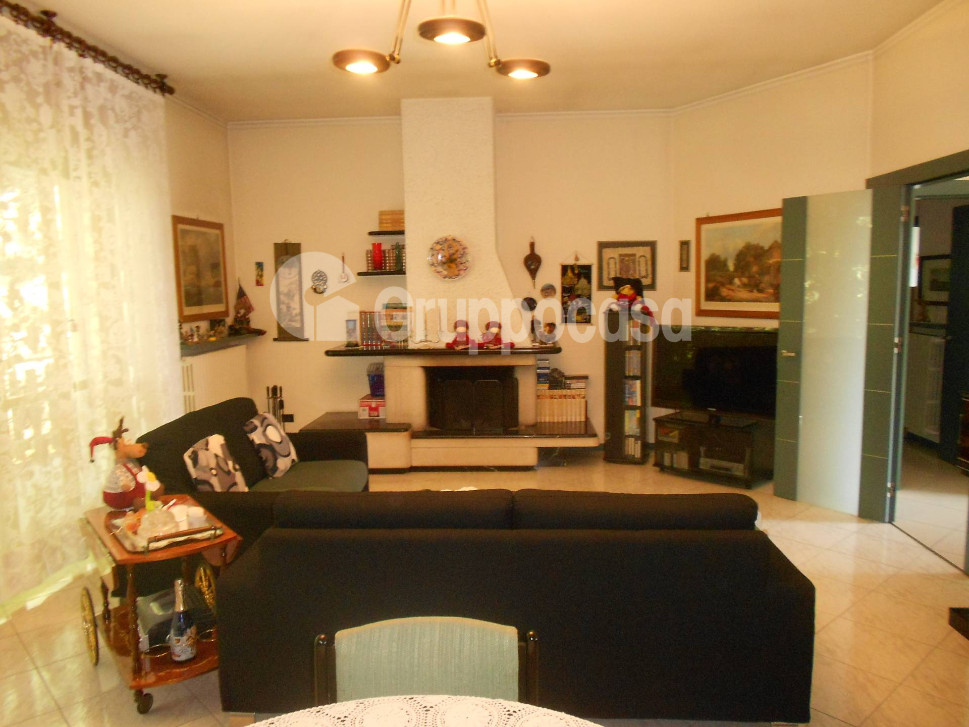 Porzione di villa bifamiliare in vendita a Corbetta